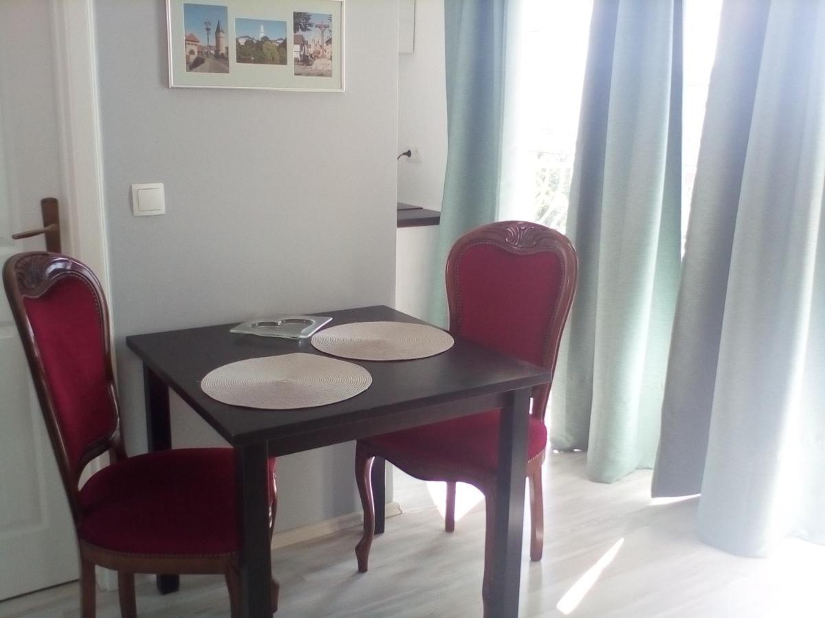Ana Rooms Krk Town Exterior foto