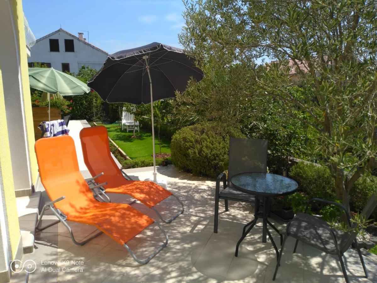 Ana Rooms Krk Town Exterior foto