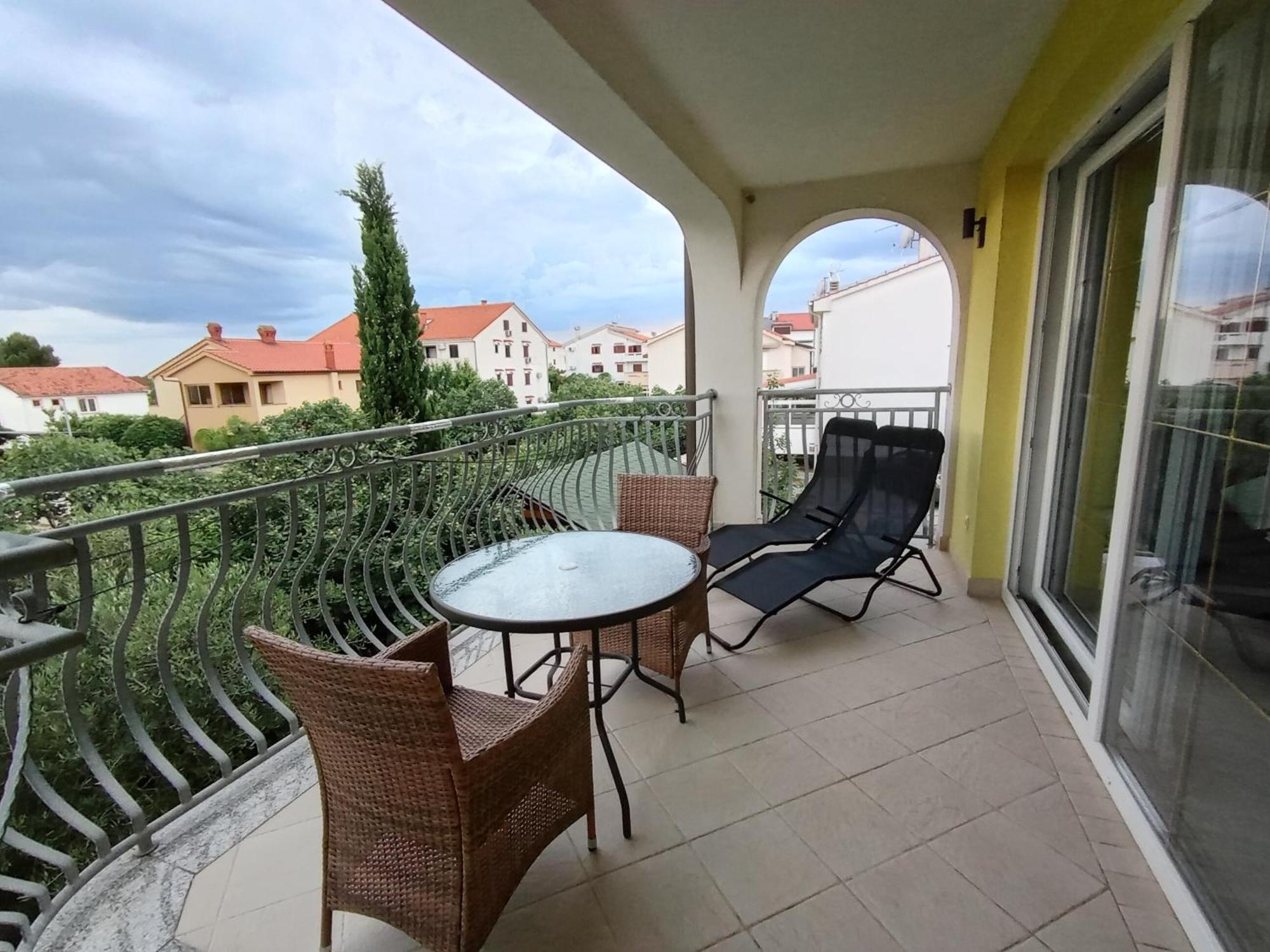 Ana Rooms Krk Town Exterior foto